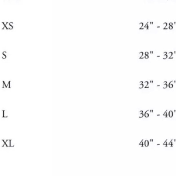 New Coach Logo Leather Reversible Signature Belt. - Picture 6 of 6